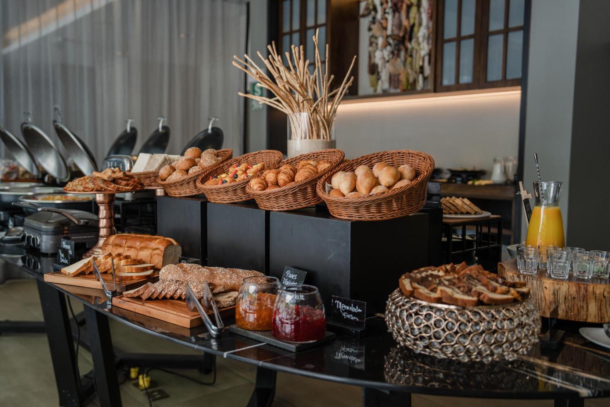 Novotel Lima San Isidro Eksteriør bilde